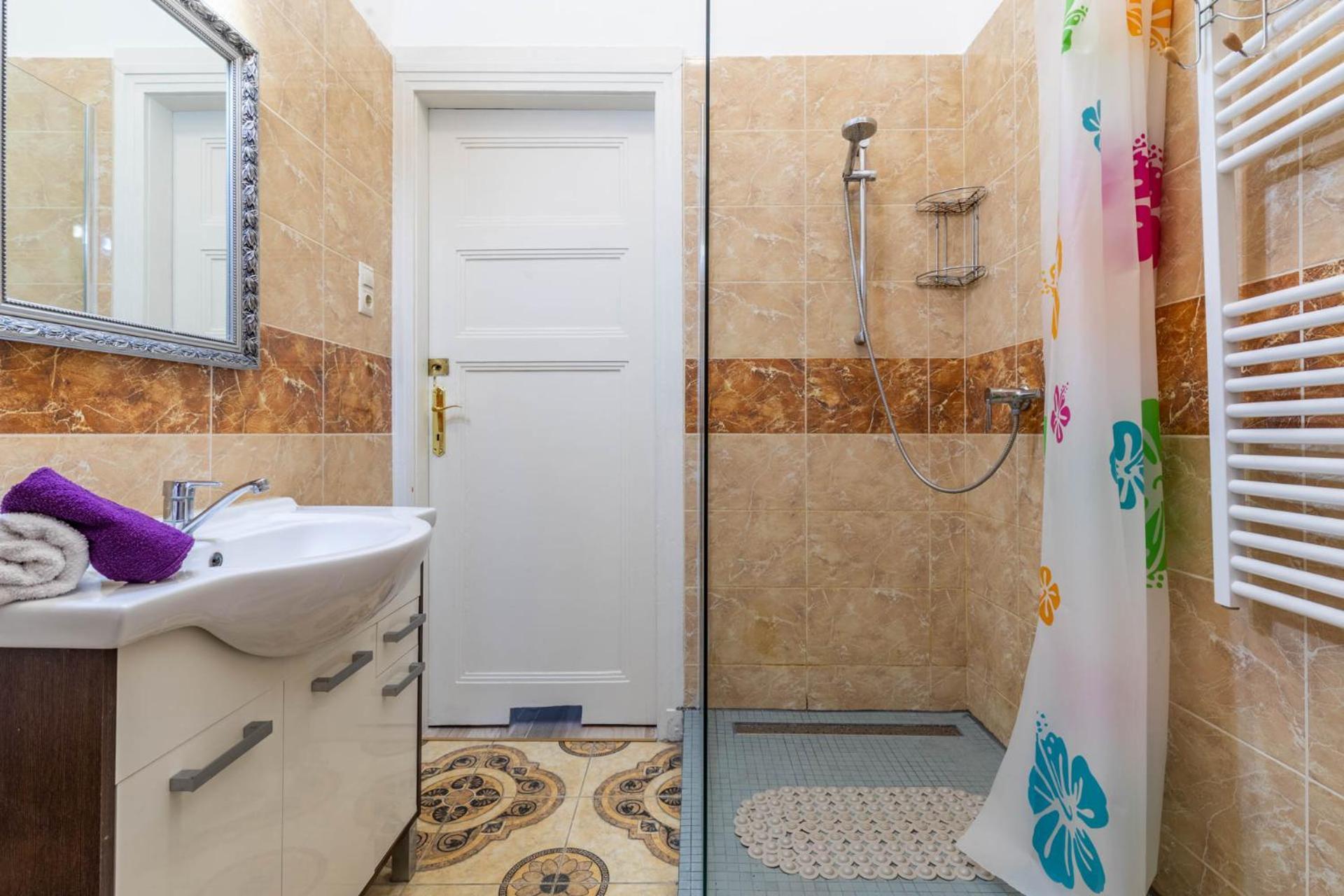 Great Value Apartment / City Centre Budapeste Exterior foto